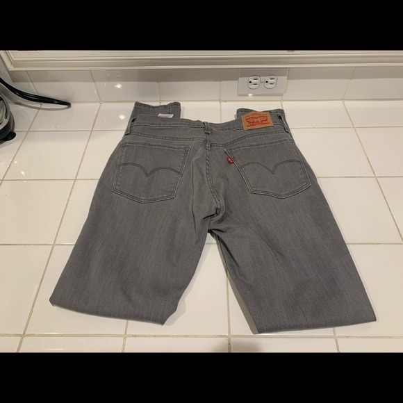 Levi’s - Picture 2 of 3